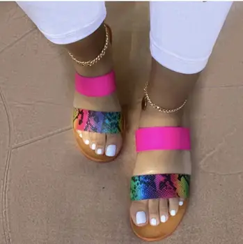 Mujeres Zapatillas Dropshipping De Verano De La Mujer Fuera De Zapatillas De Diapositivas De Las Señoras De Forma Plana De Vacaciones Zapato Más El Tamaño De 41 Zapatillas Mayorista