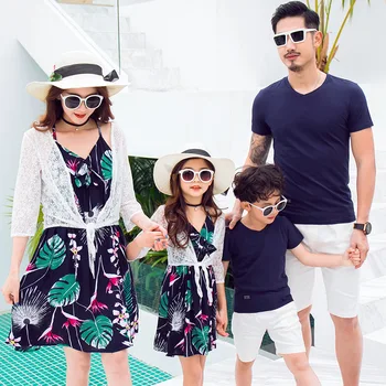 Padre-hijo Traje de Familia coincidir la Ropa de Playa, ropa para las Vacaciones de Verano De 2019, la Mamá y la Hija de Vestido Hijo de Padre Camisetas