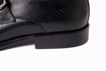 EIOUPI nuevo diseño de la parte superior real de grano completo de cuero para hombre de negocios formales zapatos hombres visten transpirable zapatos e5898-107