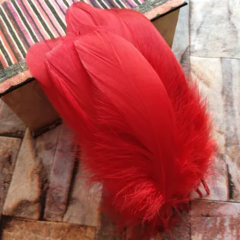 100pcs Natural de Plumas de Ganso Rojo Suelto plumas de Ganso 12-20cm de largo decoración de Navidad ropa zapatos accesorios sombrero