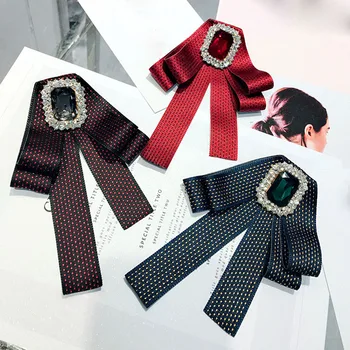 Corea Simple Cinta de Lunares de diamantes de imitación de Cristal de la pajarita Broches para las Mujeres Ropa de Moda de Corsage de la Joyería del Collar de los Accesorios