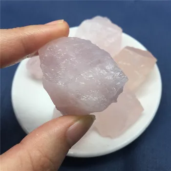 2pcs Cristal Natural de cuarzo rosa Cayó de Roca de Piedra de Cuarzo Bruto Minerales de la Muestra de la piedra preciosa de Reiki Chakra de la Decoración de regalo