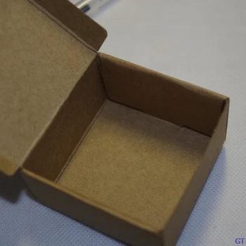 50pcs/lote 8.5x7.5x3.5cm Marrón de Embalaje de Papel de Kraft de los Cuadros del Partido de la Boda de Caramelo de Chocolate de la Panadería de la Torta de DIY hechos a mano de la caja de Jabón