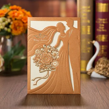 Envío libre 10pcs estampado de láminas de oro par de boda vintage tarjetas de invitación de corte láser de bolsillo invita a las tarjetas de